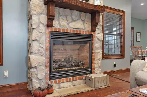 1685 E New Madrid, Republic, MO 65738 photo 9