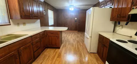 409 S Holmes Ave, Wheaton, MO 64874 photo 10