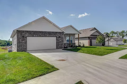 1103 S Strait Ave, Ozark, MO 65721 photo 3