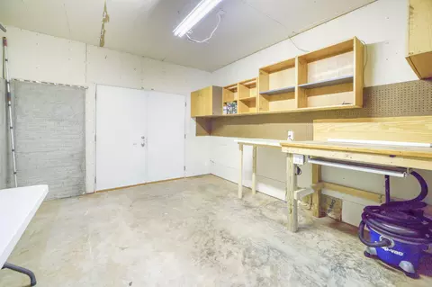1909 W Blakey St, Springfield, MO 65810 photo 33