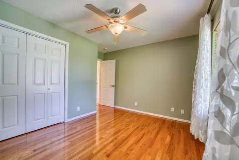 1909 W Blakey St, Springfield, MO 65810 photo 22