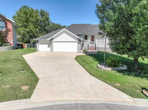 1909 W Blakey St, Springfield, MO 65810 photo 2