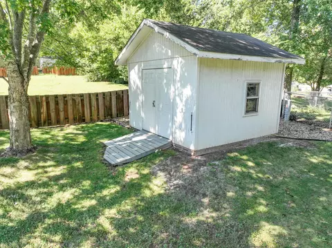 1909 W Blakey St, Springfield, MO 65810 photo 35