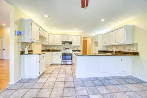 1909 W Blakey St, Springfield, MO 65810 photo 10