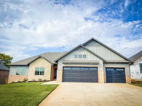 1215 E Sage, Springfield, MO 65810 photo 2