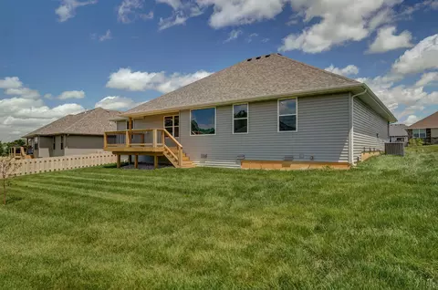 802 E Crew Dr, Nixa, MO 65714 photo 13