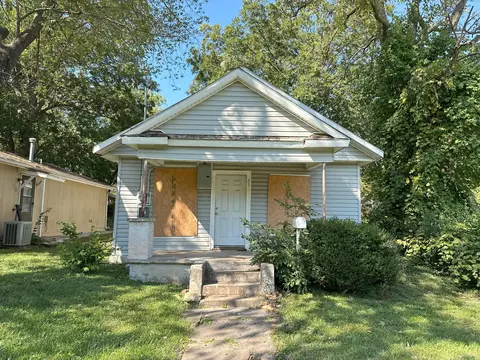 2147 N Newton Ave, Springfield, MO 65803 photo 3