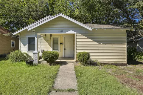 2029 N Howard Ave, Springfield, MO 65803