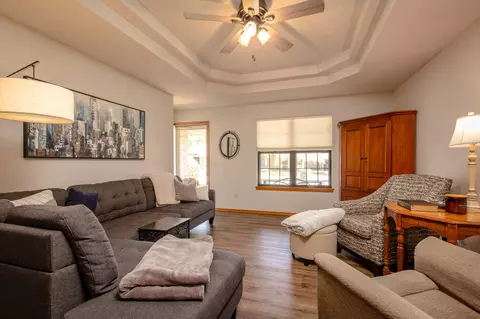 437 S Dove Valley Ave, Springfield, MO 65802 photo 4