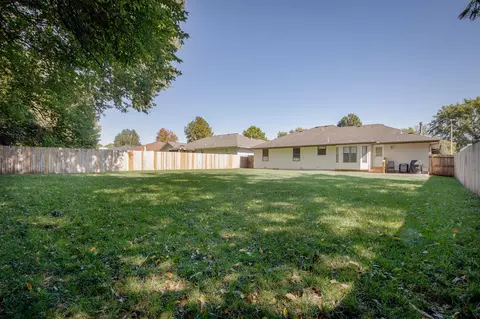 437 S Dove Valley Ave, Springfield, MO 65802 photo 18