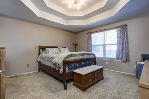 2949 W Melbourne St, Springfield, MO 65810 photo 17