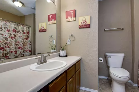 2949 W Melbourne St, Springfield, MO 65810 photo 21