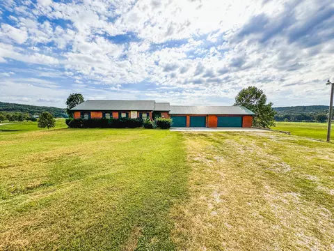 301 Northfork Village St, Tecumseh, MO 65760 photo 5