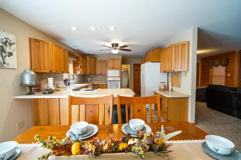 301 Northfork Village St, Tecumseh, MO 65760 photo 4