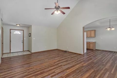 905 W Snider St, Ozark, MO 65721 photo 4