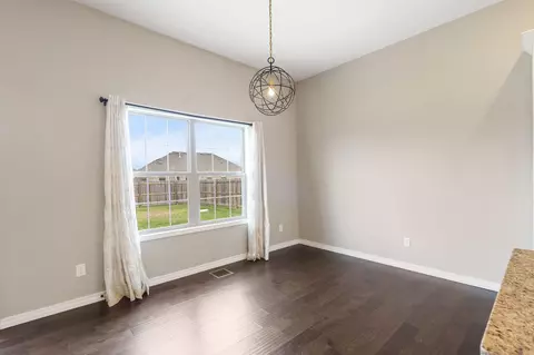871 E Ozark Jubilee Dr, Nixa, MO 65714 photo 8