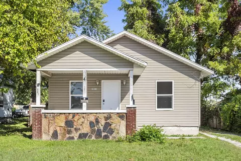 1011 W Division St, Springfield, MO 65803