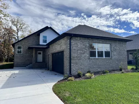 5696 S Woodcliffe Dr, Springfield, MO 65804 photo 1