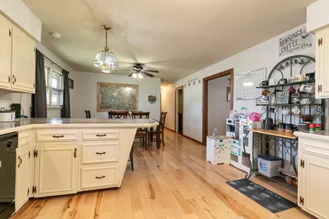 208 Ash Dr, Marshfield, MO 65706 photo 11