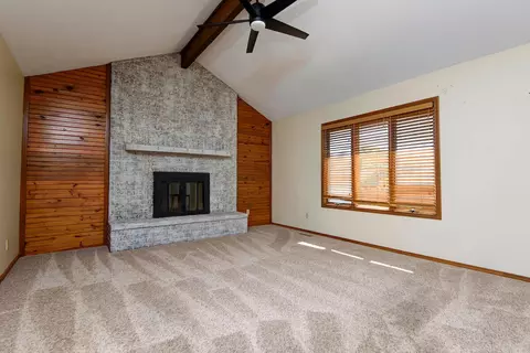 1733 W Primrose St, Springfield, MO 65807 photo 3
