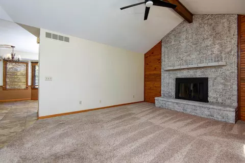 1733 W Primrose St, Springfield, MO 65807 photo 4