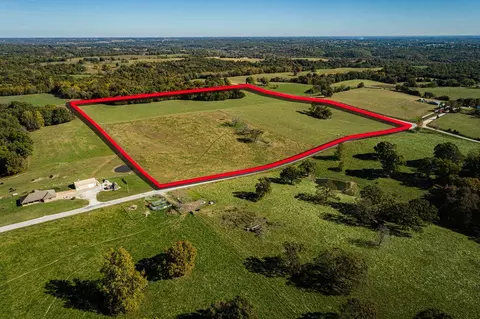 000 Lee Ridge Rd, Crane, MO 65633 photo 3