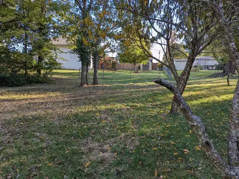 2211 S Orchard Crest Ave, Springfield, MO 65807 photo 6