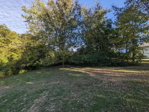 2211 S Orchard Crest Ave, Springfield, MO 65807 photo 4