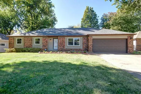 2427 S Mccann Ave, Springfield, MO 65804