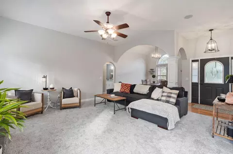 5569 S Michigan Ave, Springfield, MO 65810 photo 9