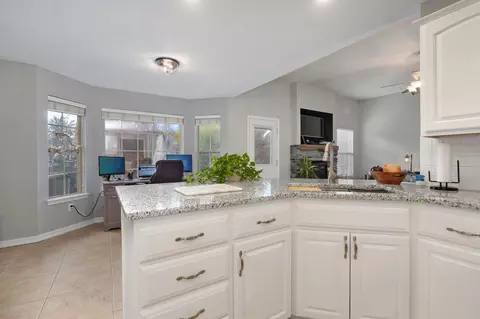 5569 S Michigan Ave, Springfield, MO 65810 photo 16