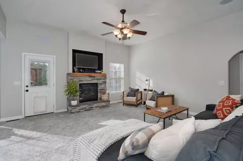 5569 S Michigan Ave, Springfield, MO 65810 photo 12