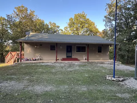 12129 County Road 456, Birch Tree, MO 65438
