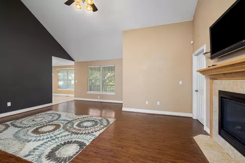908 Welch St, Nixa, MO 65714 photo 4