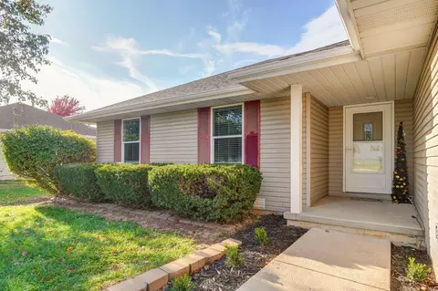 735 S Lipscomb South Dr, Republic, MO 65738 photo 5