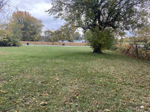 655 W Marsh St, Buffalo, MO 65622 photo 11