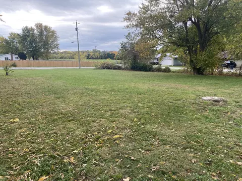 655 W Marsh St, Buffalo, MO 65622 photo 9