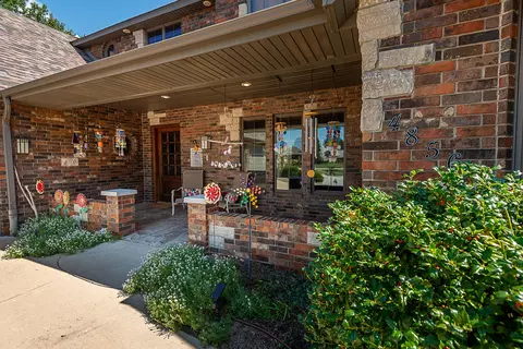 4856 S Claridge Cir, Springfield, MO 65810 photo 4