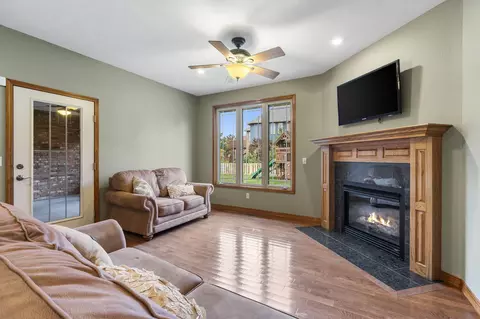 1451 N Marlowe Ave, Springfield, MO 65802 photo 12