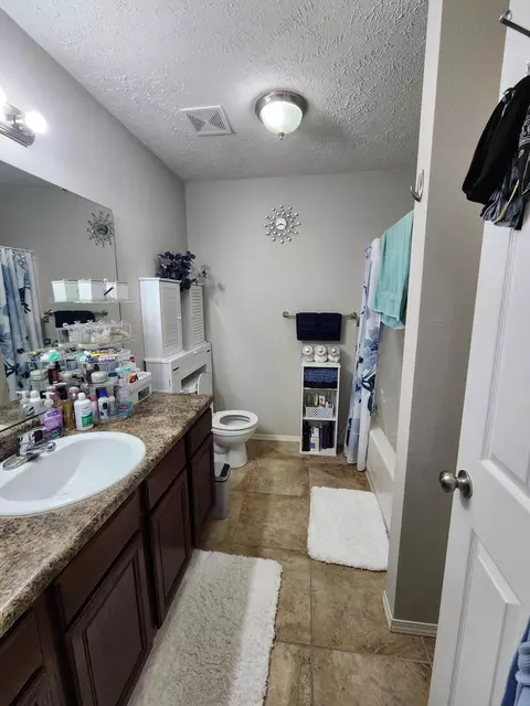335 W Summit St, Aurora, MO 65605 photo 11