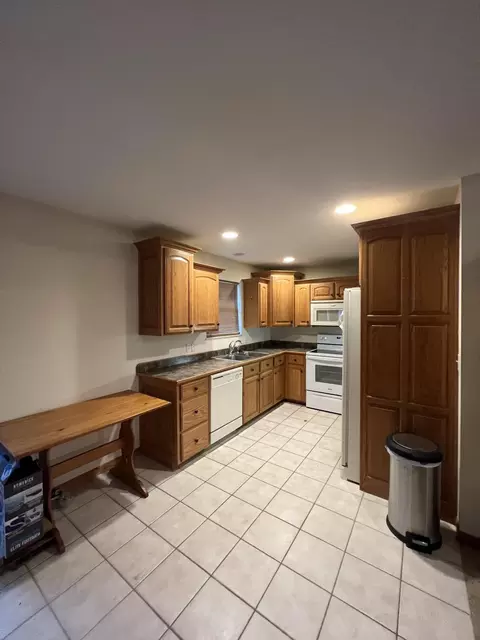 621 E Bedford St, Marshfield, MO 65706 photo 6