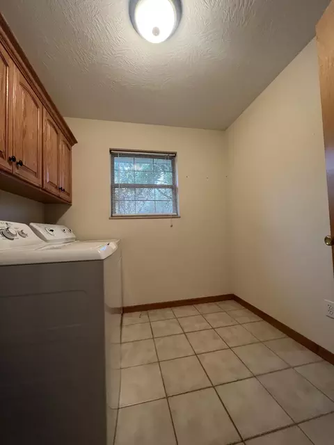 621 E Bedford St, Marshfield, MO 65706 photo 16