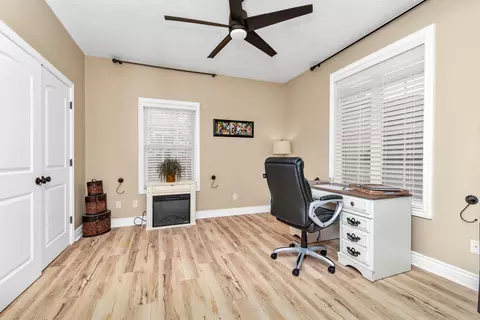3839 E Fox Grape Rd, Springfield, MO 65809 photo 9