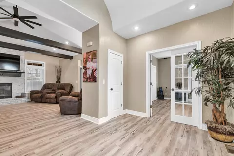 3839 E Fox Grape Rd, Springfield, MO 65809 photo 11