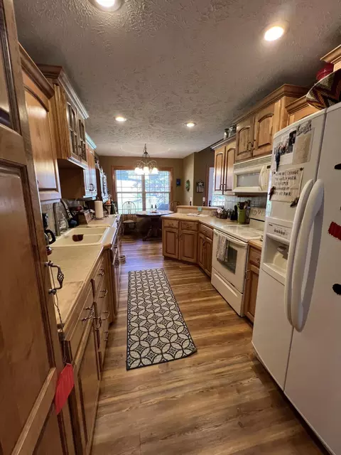 5095 E Copper Ridge St, Springfield, MO 65809 photo 5