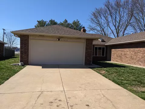 3533-3535 S Jefferson Ave, Springfield, MO 65807 photo 2