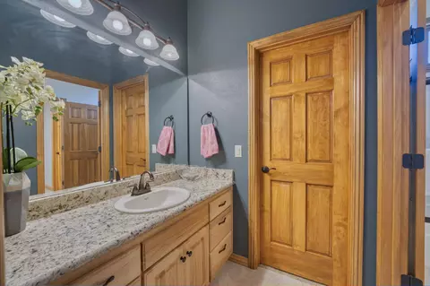 1482 W Silver Oak Dr, Springfield, MO 65810 photo 72