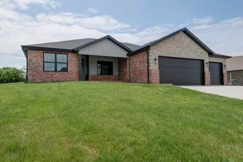 1406 E Silo Ridge Dr, Ozark, MO 65721 photo 2