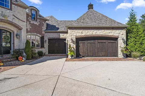 6077 S Natural Falls Dr, Ozark, MO 65721 photo 4