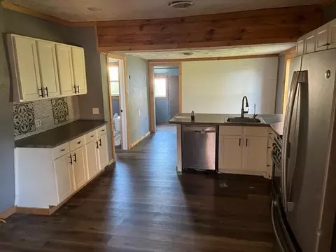 255 E Second St, Marshfield, MO 65706 photo 9